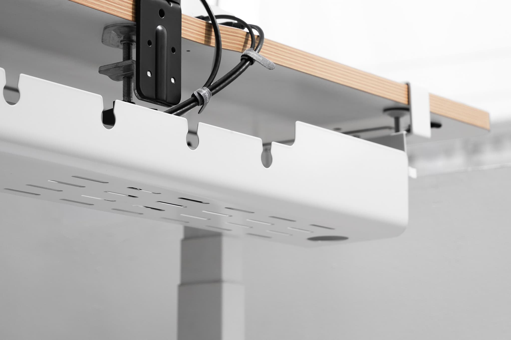 Thiết kế rãnh thông minh CM04